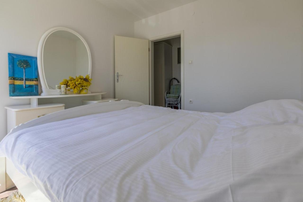 Seaview Apartment Цриквениця Екстер'єр фото